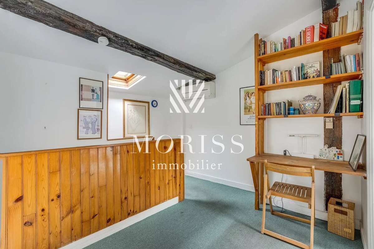 Appartement à PARIS-19E