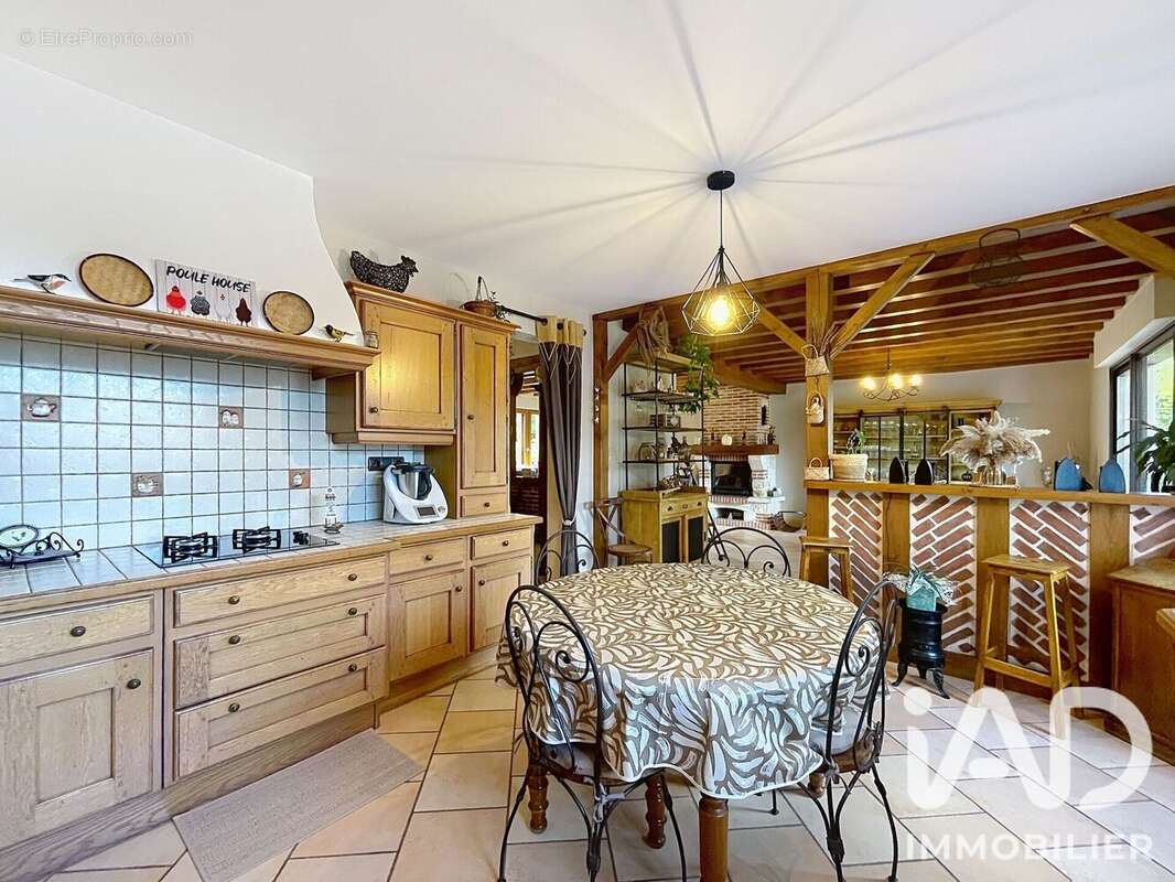 Maison 154 m² à Saint-Brisson-Sur-Loire  - photo 8