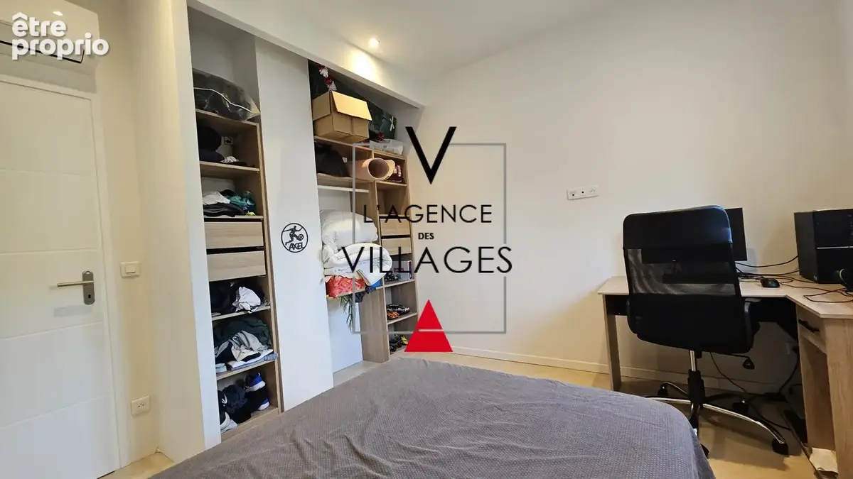 RARE , Bas de villa de plein pied Neuf  avec jardin privatif de 450M 2 - photo 10