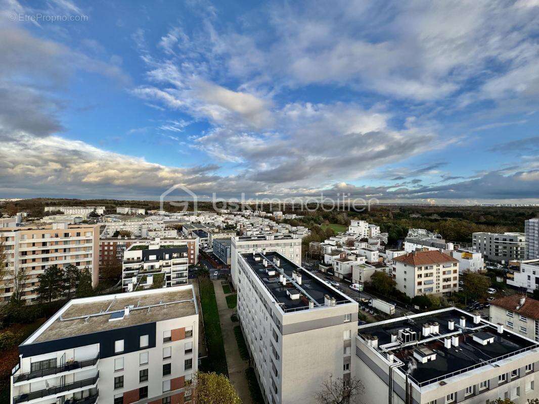 Appartement à STAINS