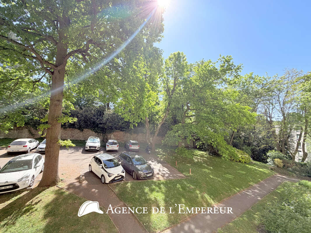 Appartement à RUEIL-MALMAISON