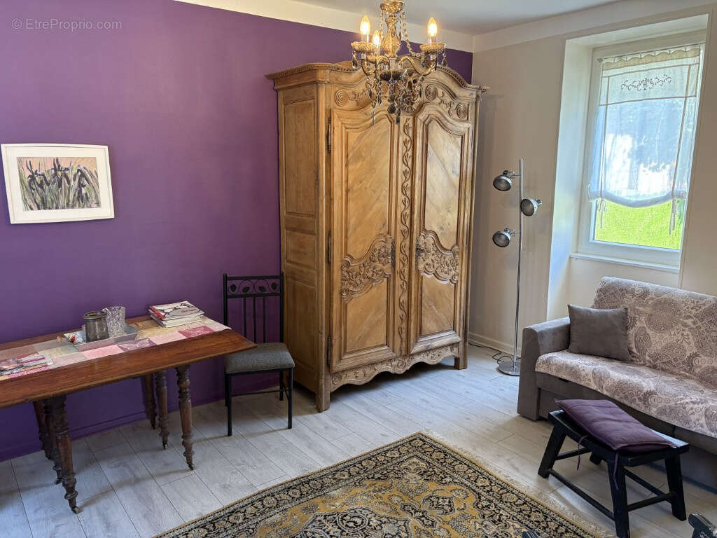 Maison à ARNAC-POMPADOUR