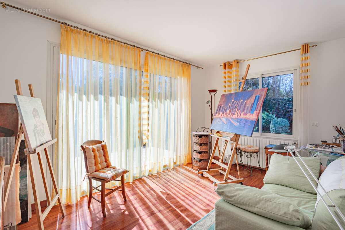 Biarritz   Maison familiale avec jardin, proche commerces et gare - photo 9