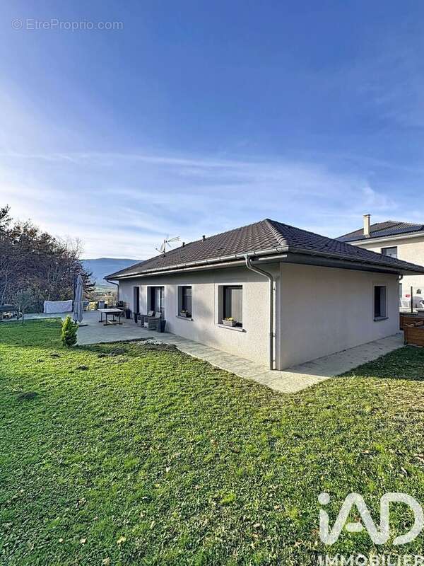 Photo 2 - Maison à SAINT-GERMAIN-SUR-RHONE