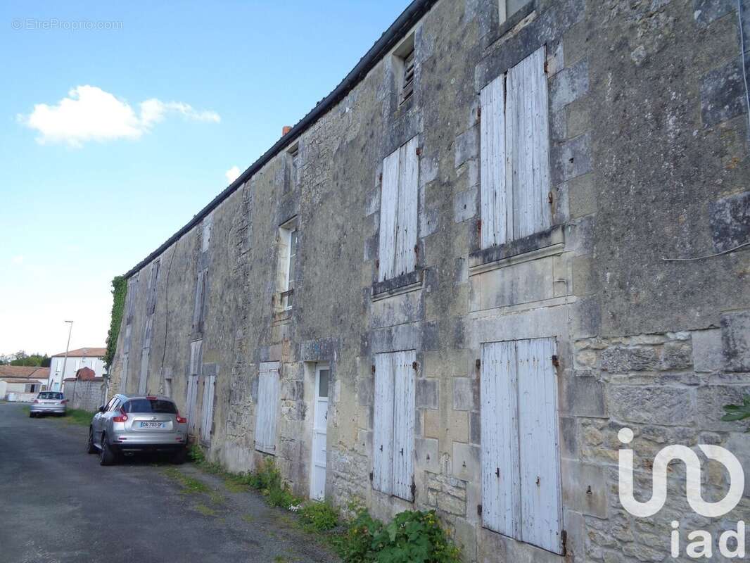 Photo 3 - Maison à TAILLEBOURG