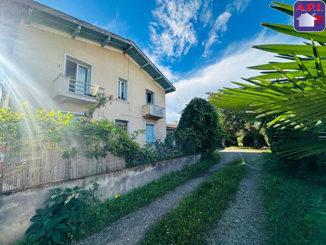 Maison à DAUMAZAN-SUR-ARIZE