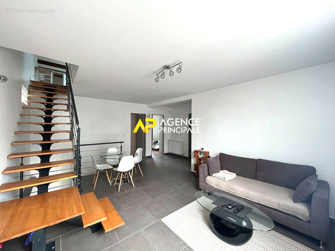 BEZONS _ Maison 7 pièces 125 m2 - photo 9