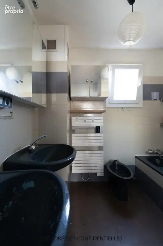 CHASSIEU - Maison familiale 112 m2 - 5 pièces - photo 15