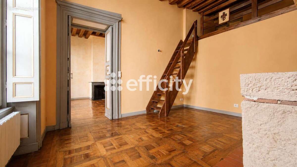 Appartement à LYON-1E