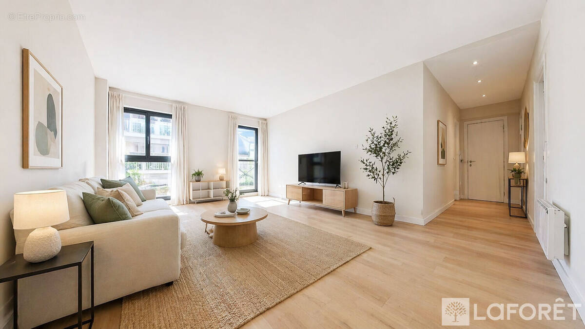 Appartement à PARIS-17E