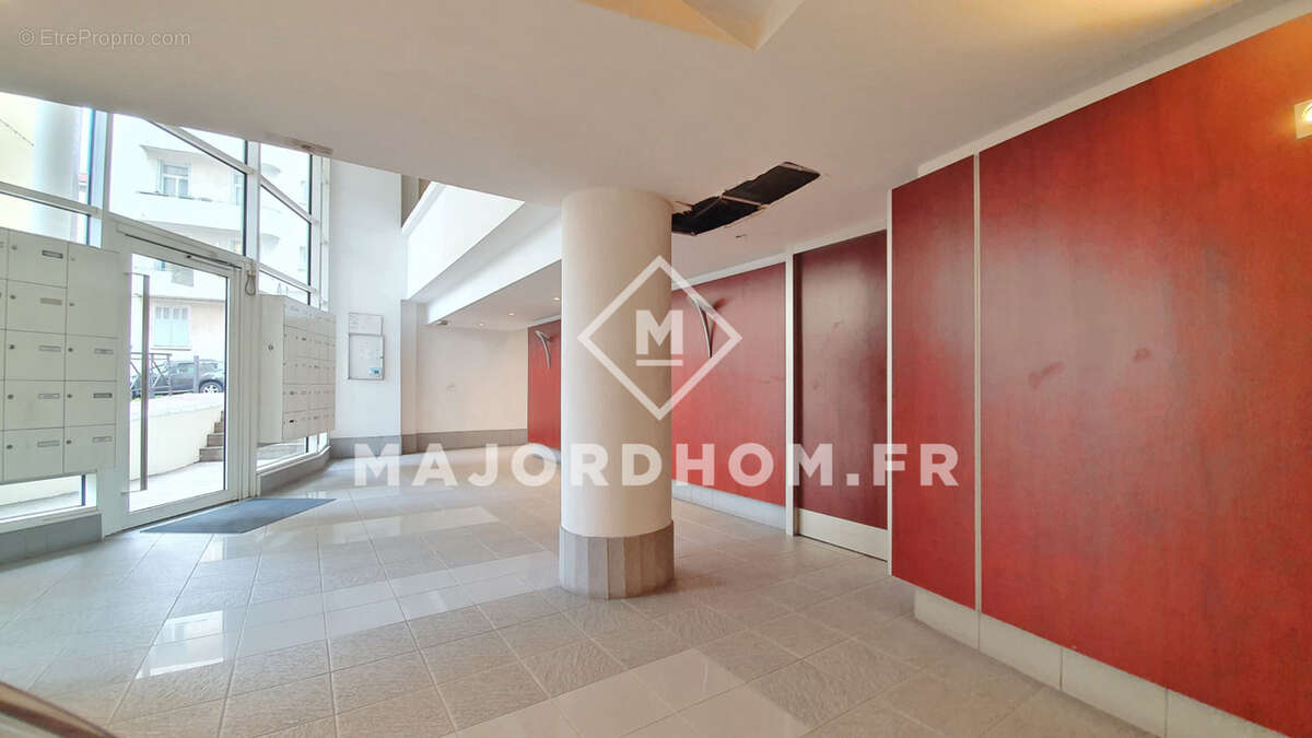 Appartement à MARSEILLE-5E