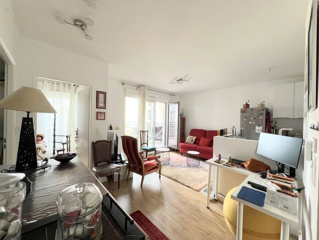 Appartement à LE PERREUX-SUR-MARNE