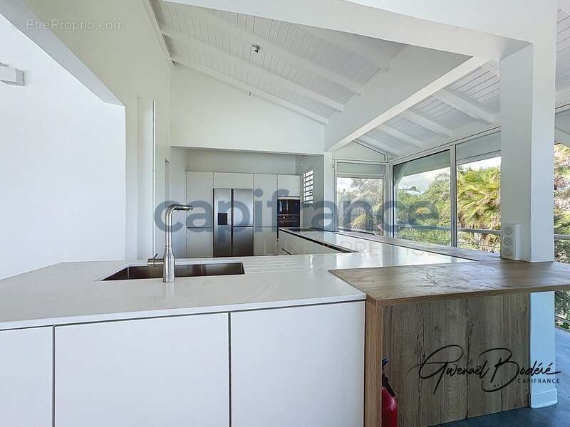 Villa Vue mer à vendre sur SAINTE ANNE (971) Guadeloupe - photo 9