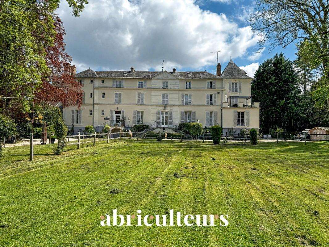Maison à MORIGNY-CHAMPIGNY