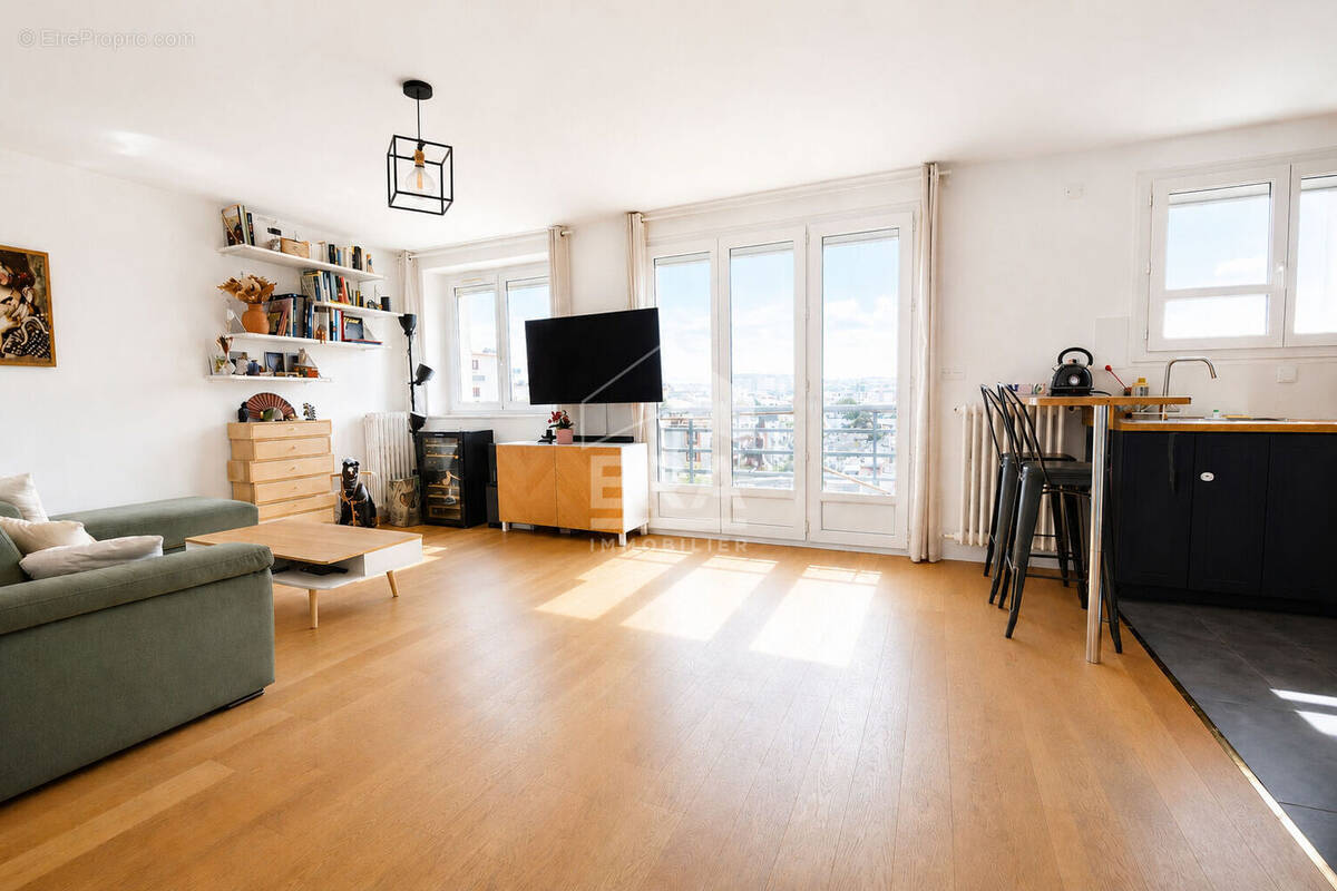 Appartement à ISSY-LES-MOULINEAUX