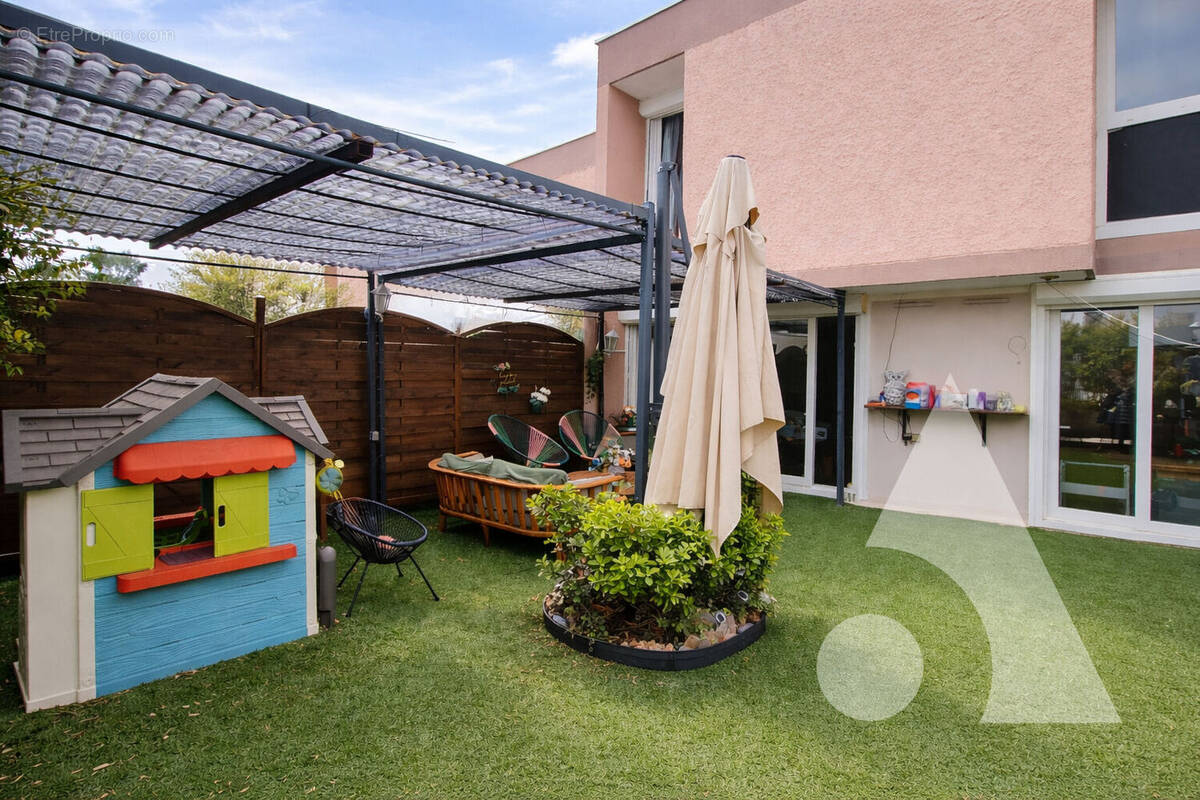 Appartement à TAVERNY