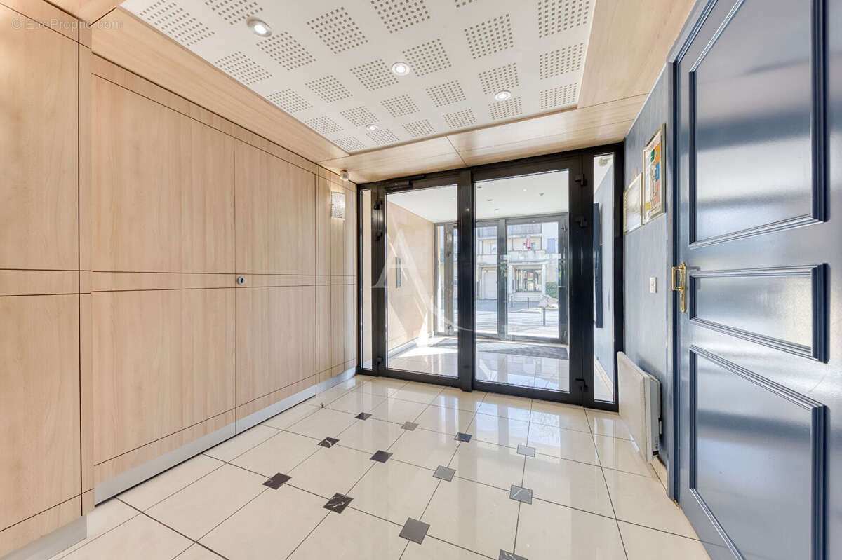 Appartement à BUSSY-SAINT-GEORGES