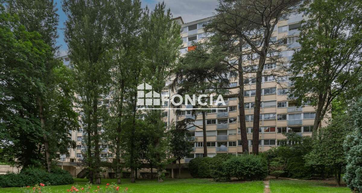 Appartement à SAVIGNY-SUR-ORGE
