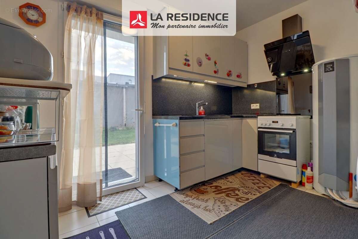 Maison à JOUY-LE-MOUTIER