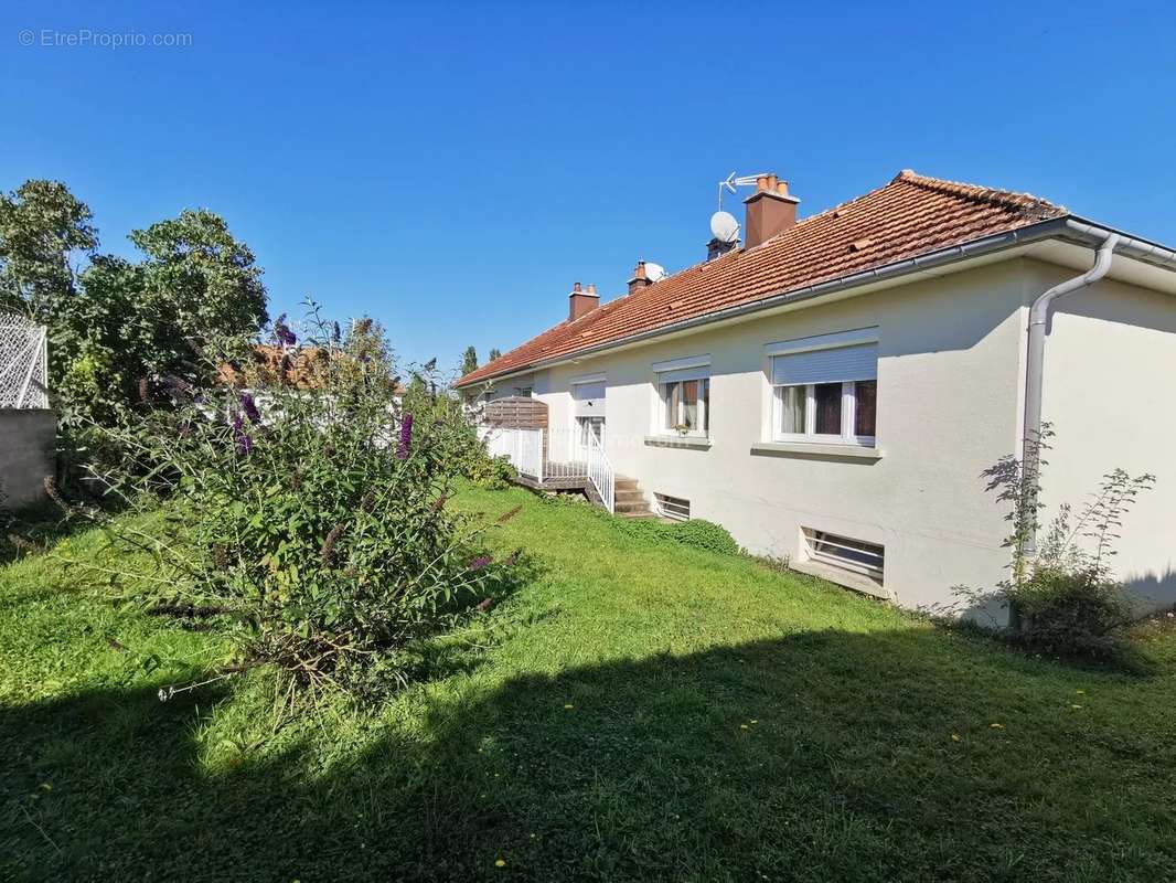 Maison à SAINT-THIEBAULT