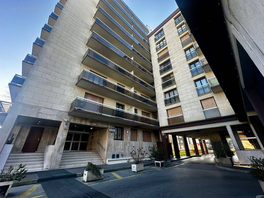 Appartement à LE BOURGET