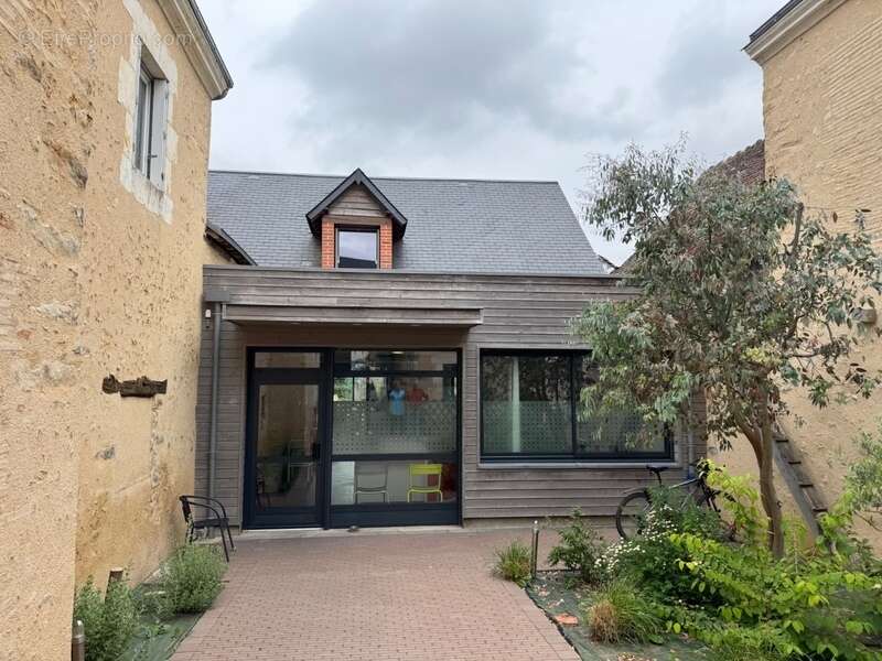 Appartement à PARIGNE-L'EVEQUE
