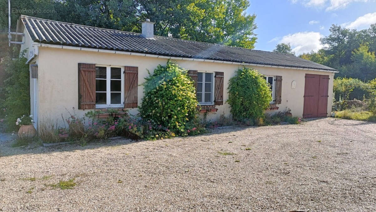Maison à LE FIDELAIRE