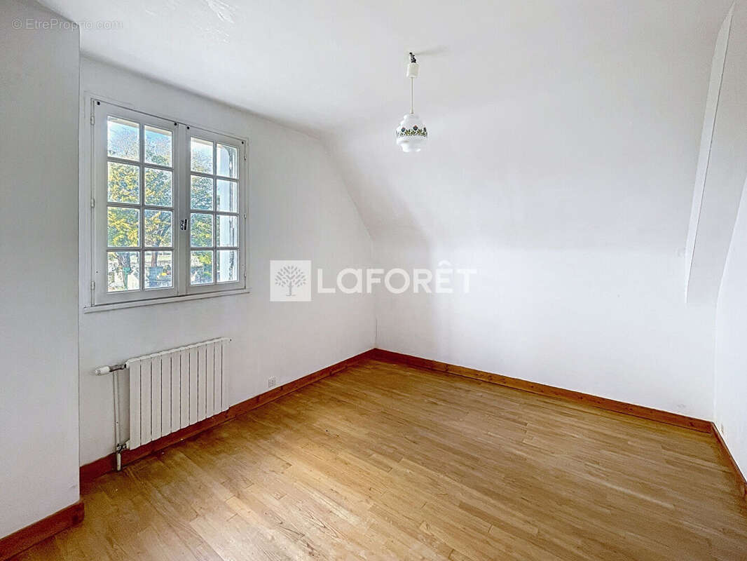 Maison à LES FOUGERETS