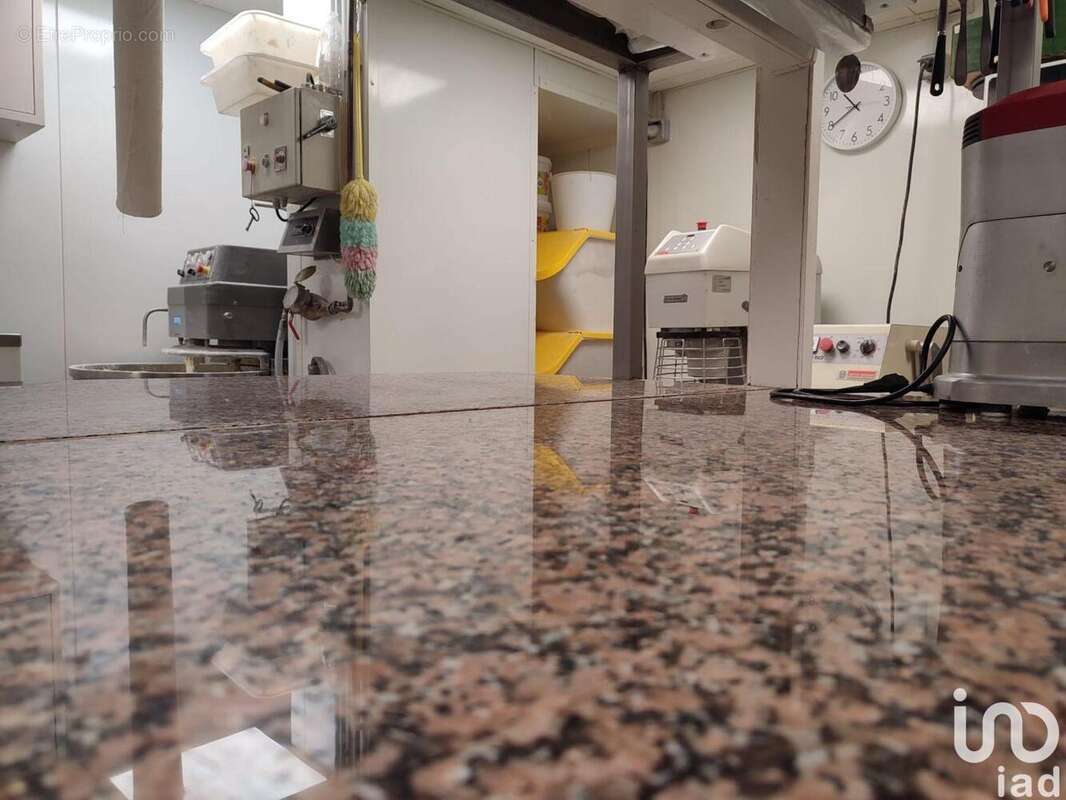 Photo 9 - Commerce à GIVET