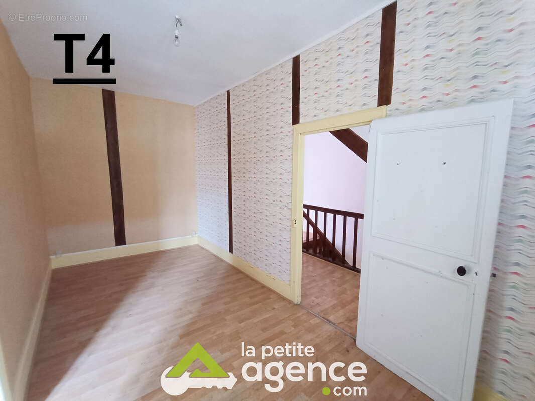 Appartement à SANCERGUES