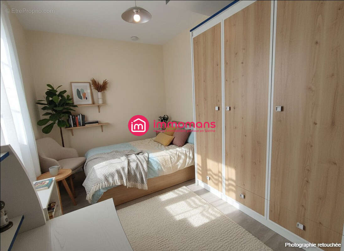 Maison à YVRE-LE-POLIN