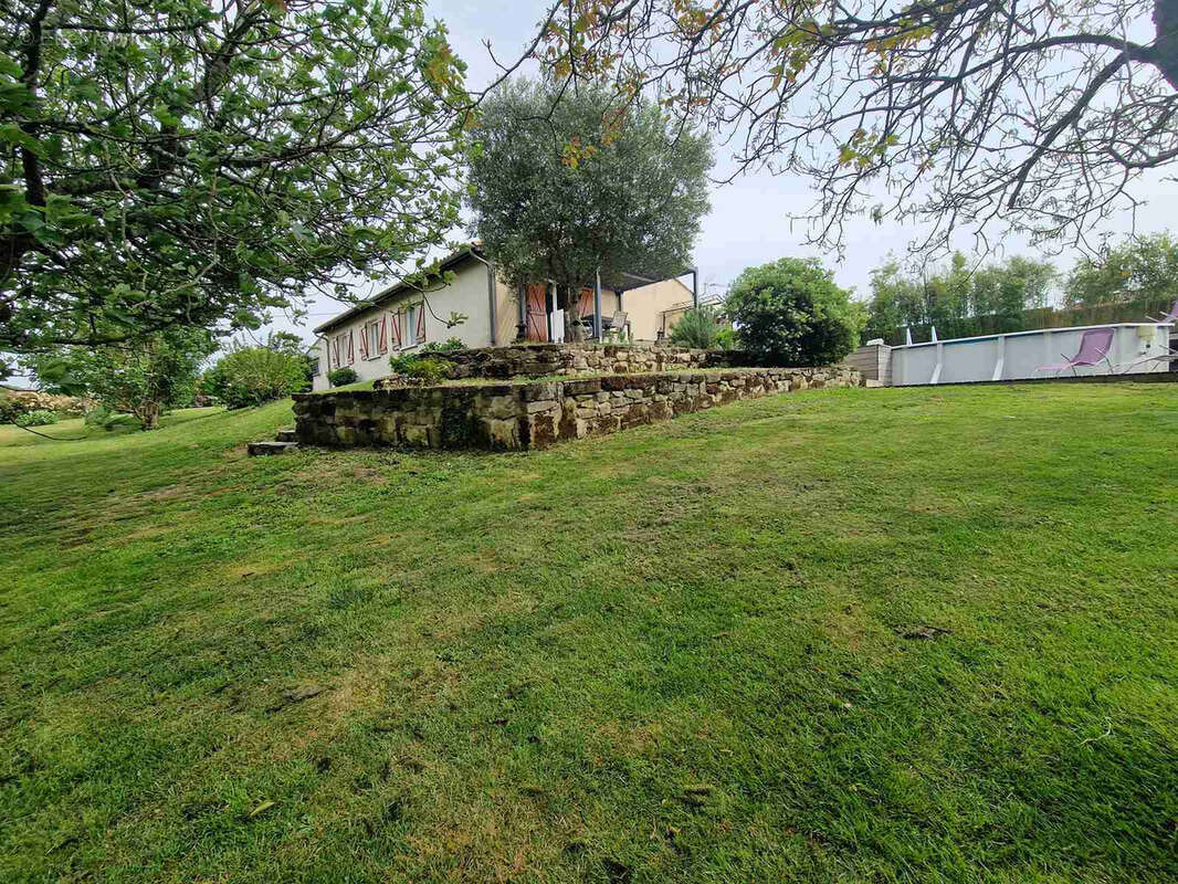 Maison à SAINT-PALAIS
