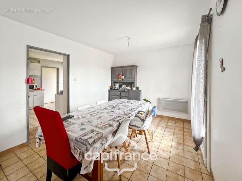 Maison de 3 chambres avec joli extérieur, proche des commodités à Espalais - photo 5