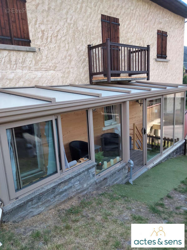 Appartement 83 m² à Saint-Martin-D'arc  - photo 2