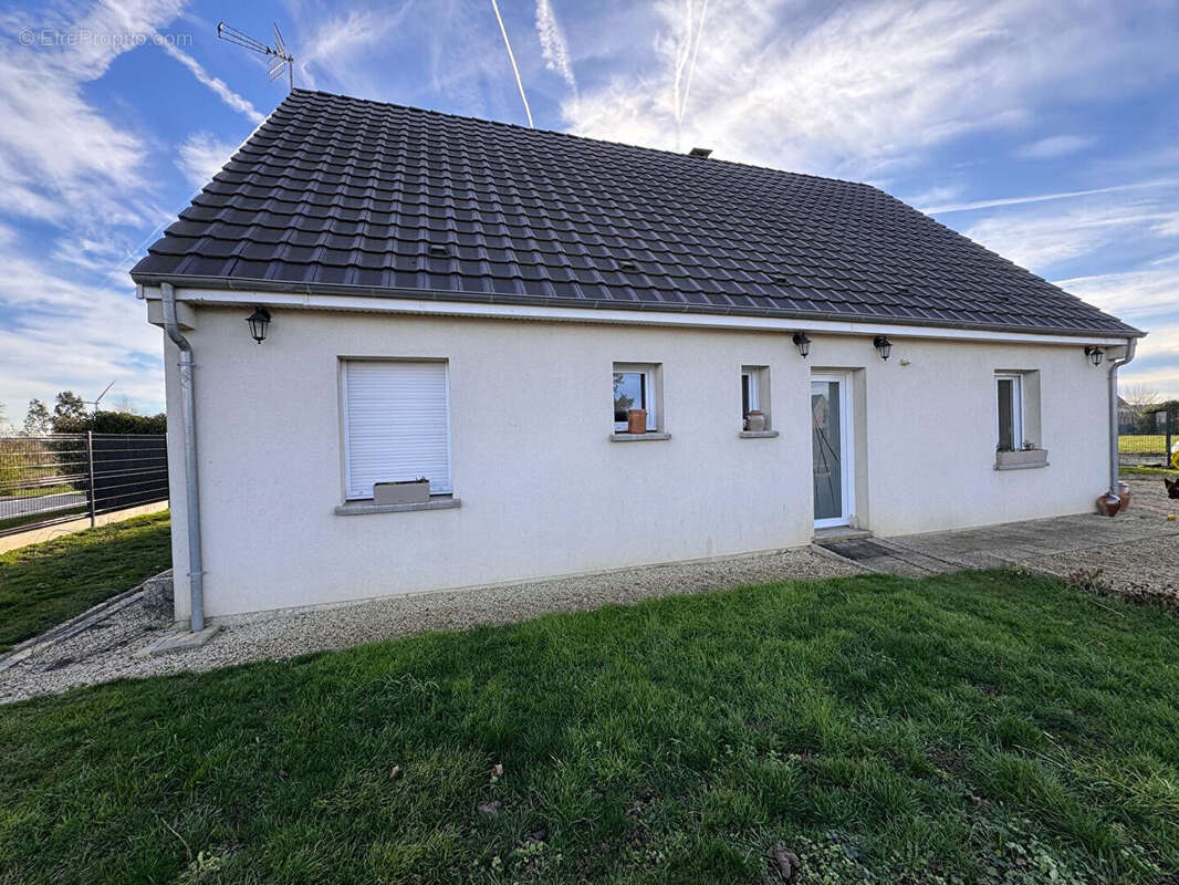 Maison à OLLEZY