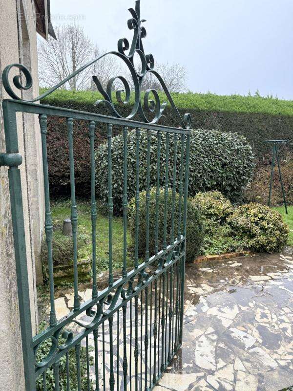 Maison à SAINT-AVIT-SAINT-NAZAIRE