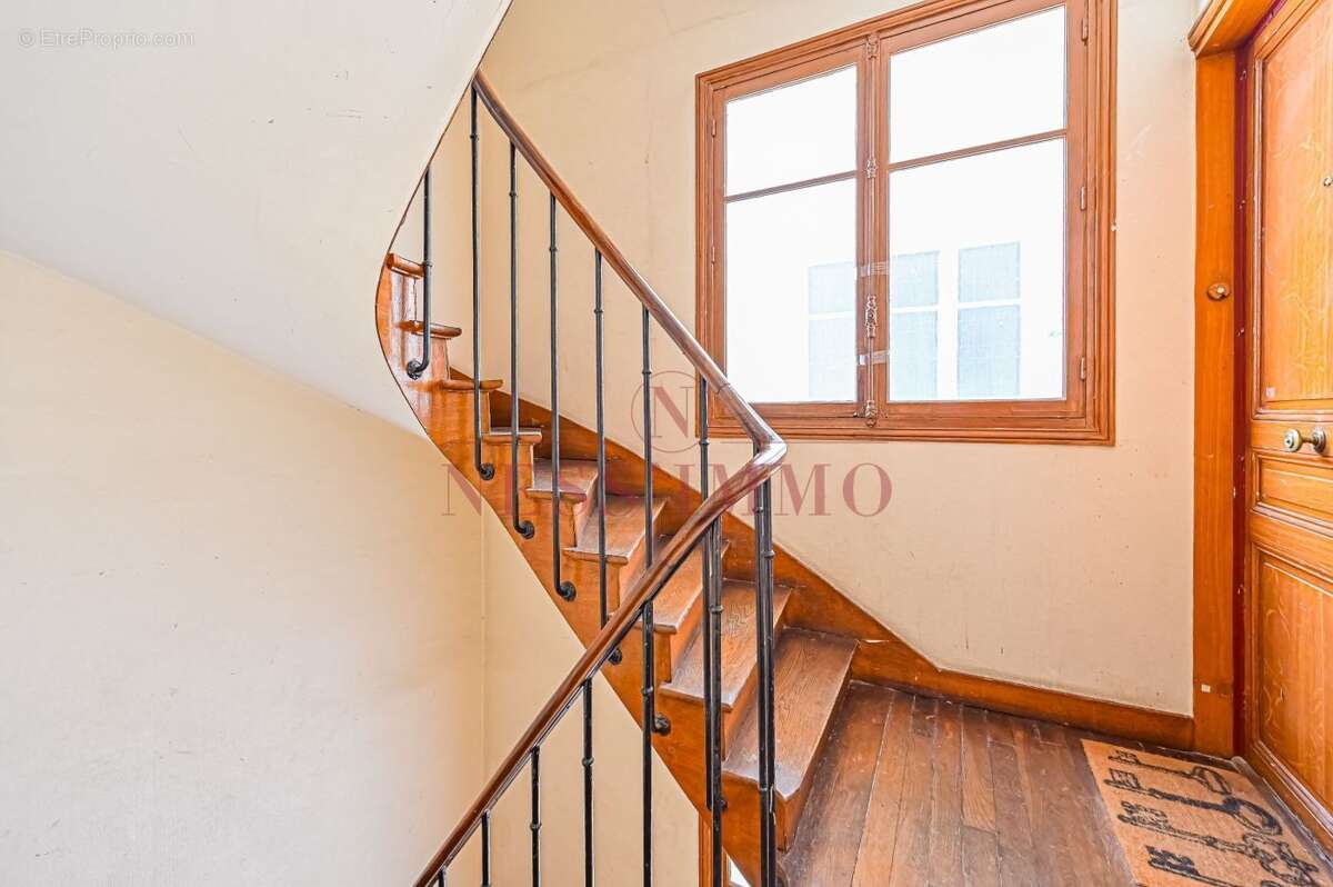 Appartement à PARIS-19E