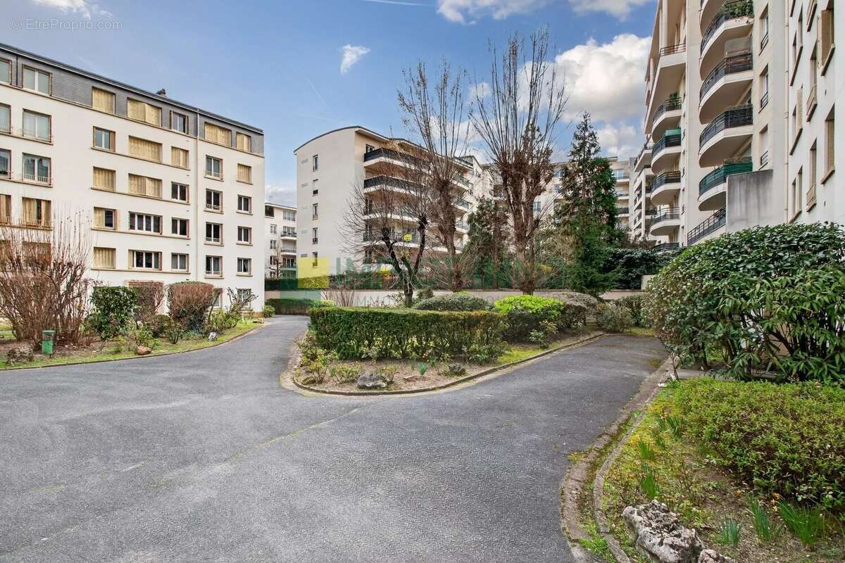 Appartement à COLOMBES