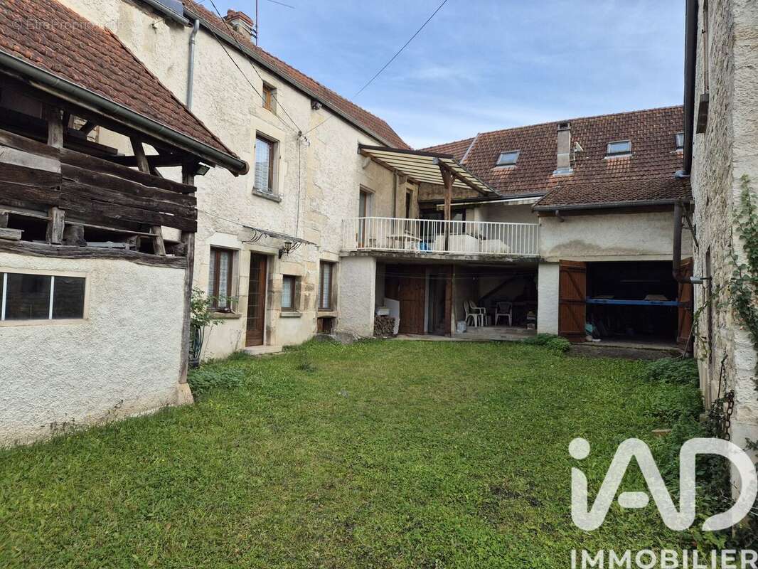 Photo 2 - Maison à RAVIERES