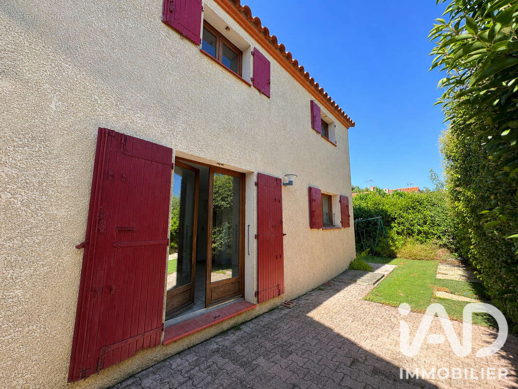 Maison 80 m² à Sainte-Marie  - photo 4