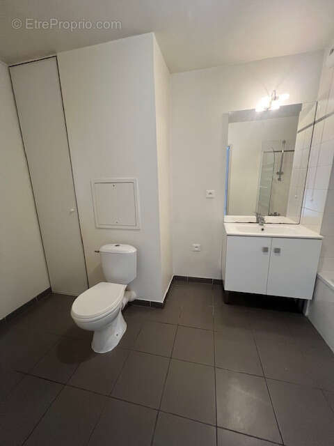 Appartement à MEYZIEU