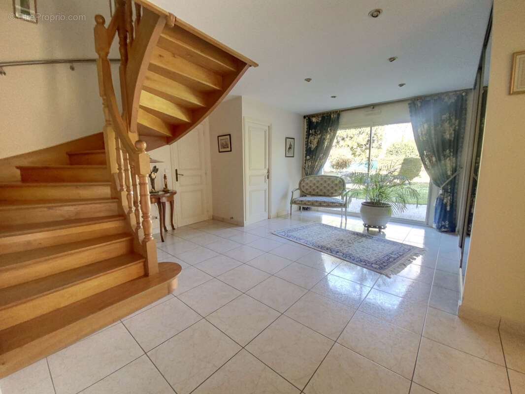 Maison à MILLY-LA-FORET