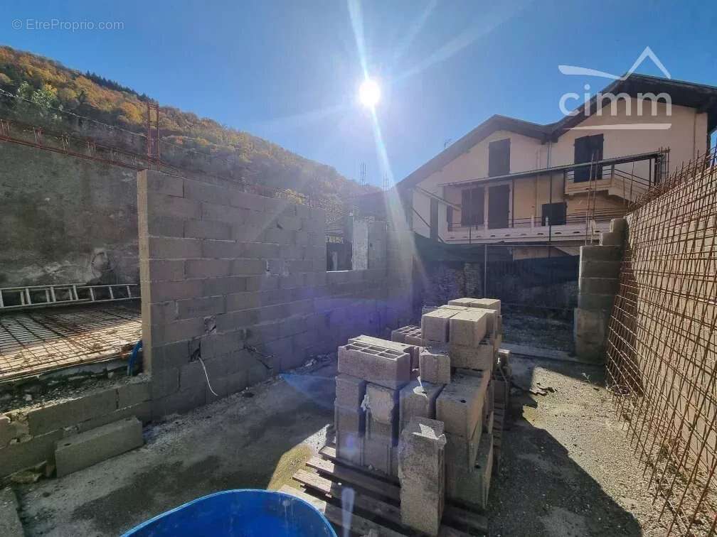 Terrain à VILLARD-BONNOT