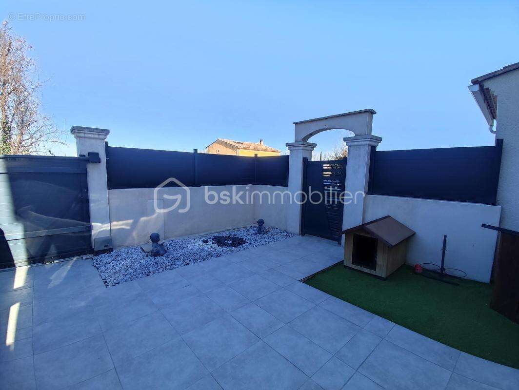 Maison à PONT-SAINT-ESPRIT