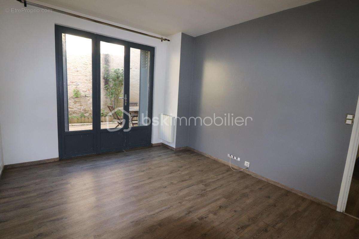 Appartement à PUSSAY