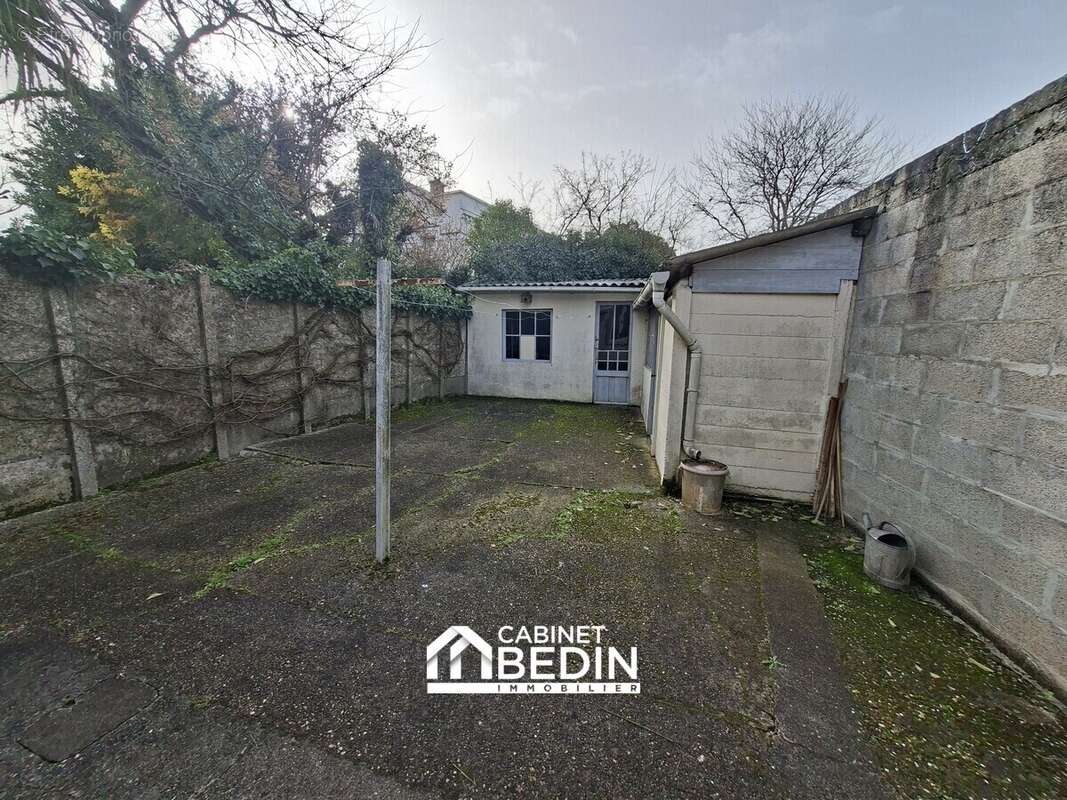 Maison à VILLENAVE-D'ORNON