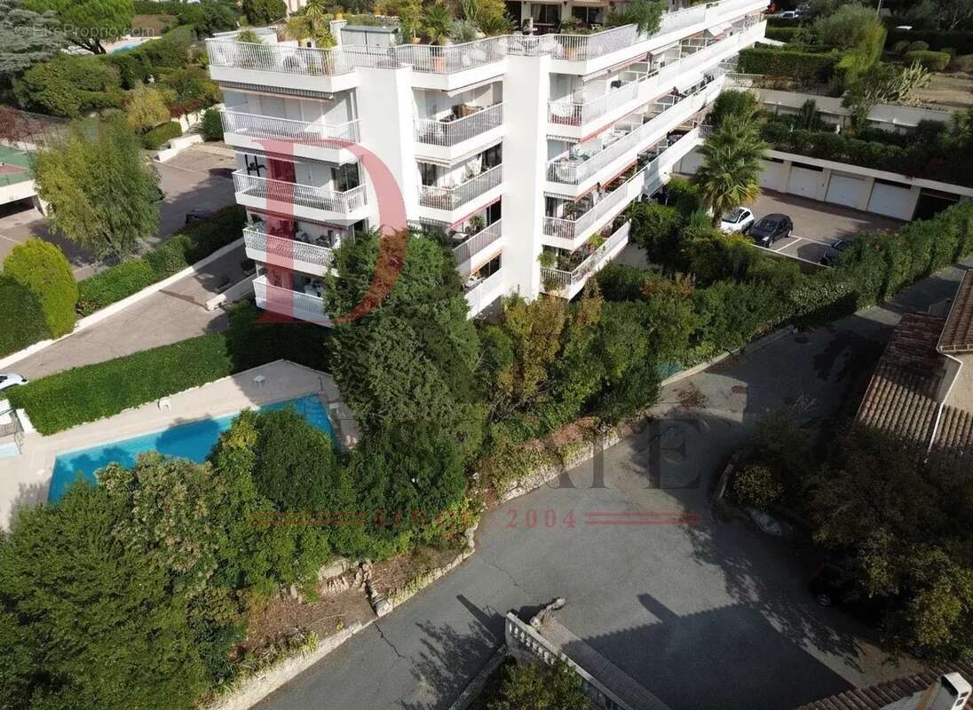 Appartement à LE CANNET