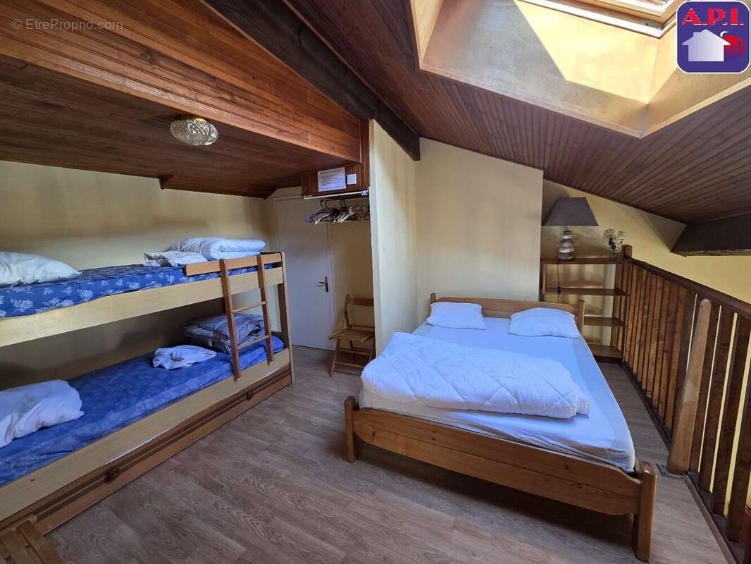 Appartement à AX-LES-THERMES