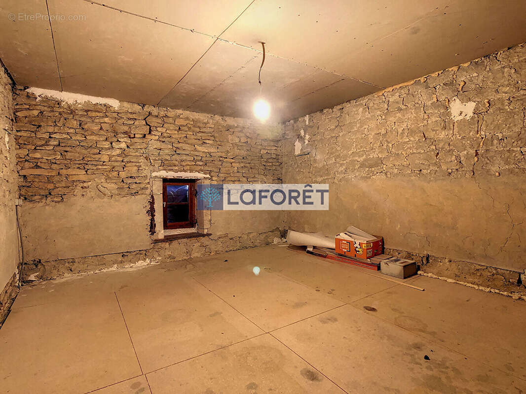 Maison à THONNANCE-LES-JOINVILLE