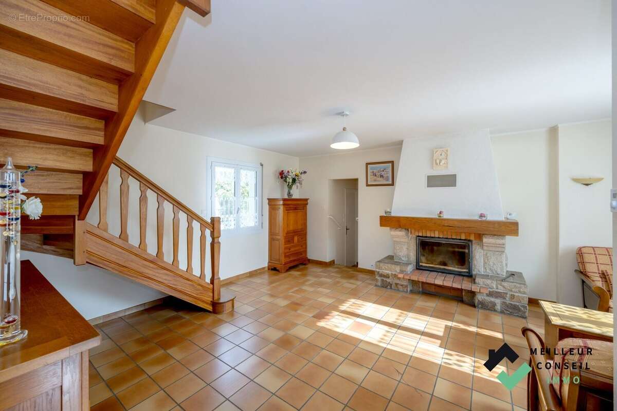 Maison à SAINT-DONAN